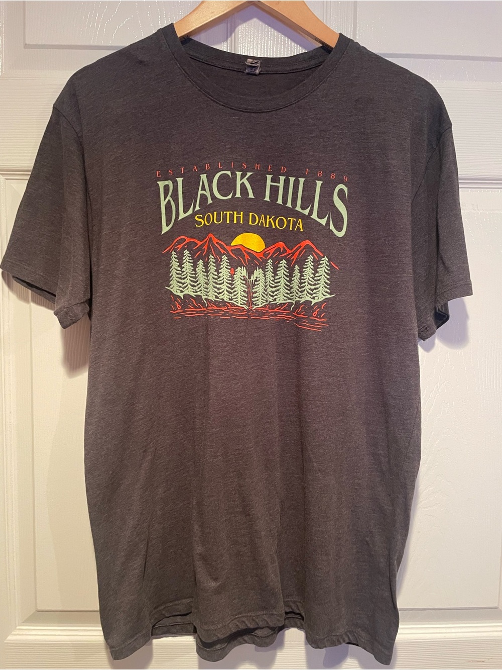 Black Hills South Dakota Graphic Tee - Charcoal